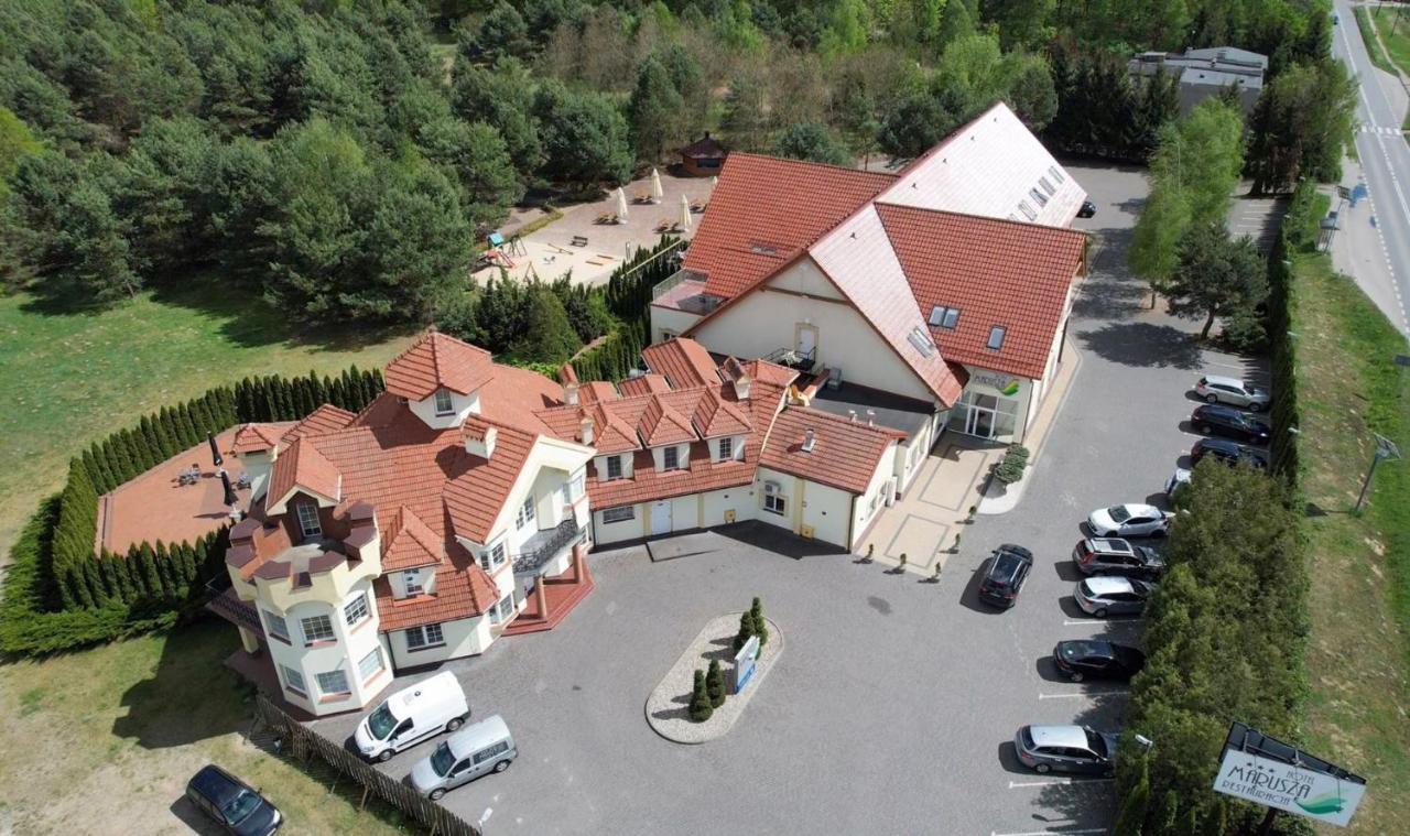 Hotel Marusza กรูจอนตส์ ภายนอก รูปภาพ