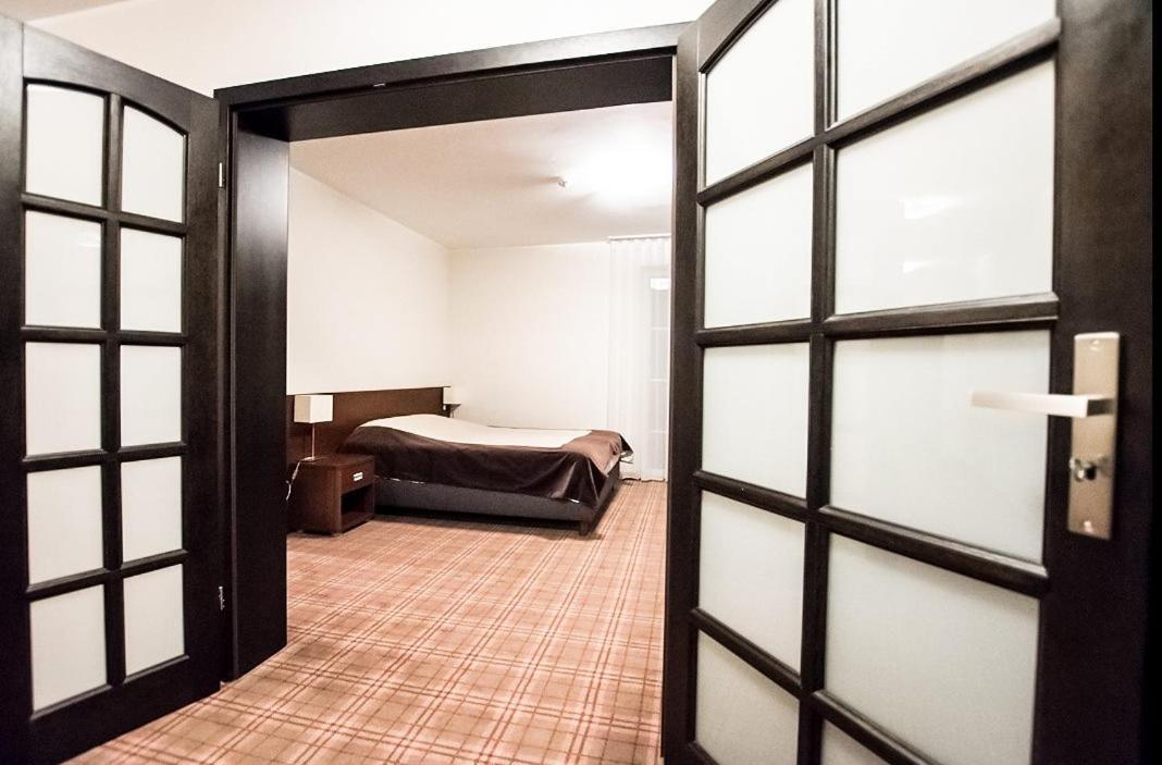 Hotel Marusza กรูจอนตส์ ภายนอก รูปภาพ