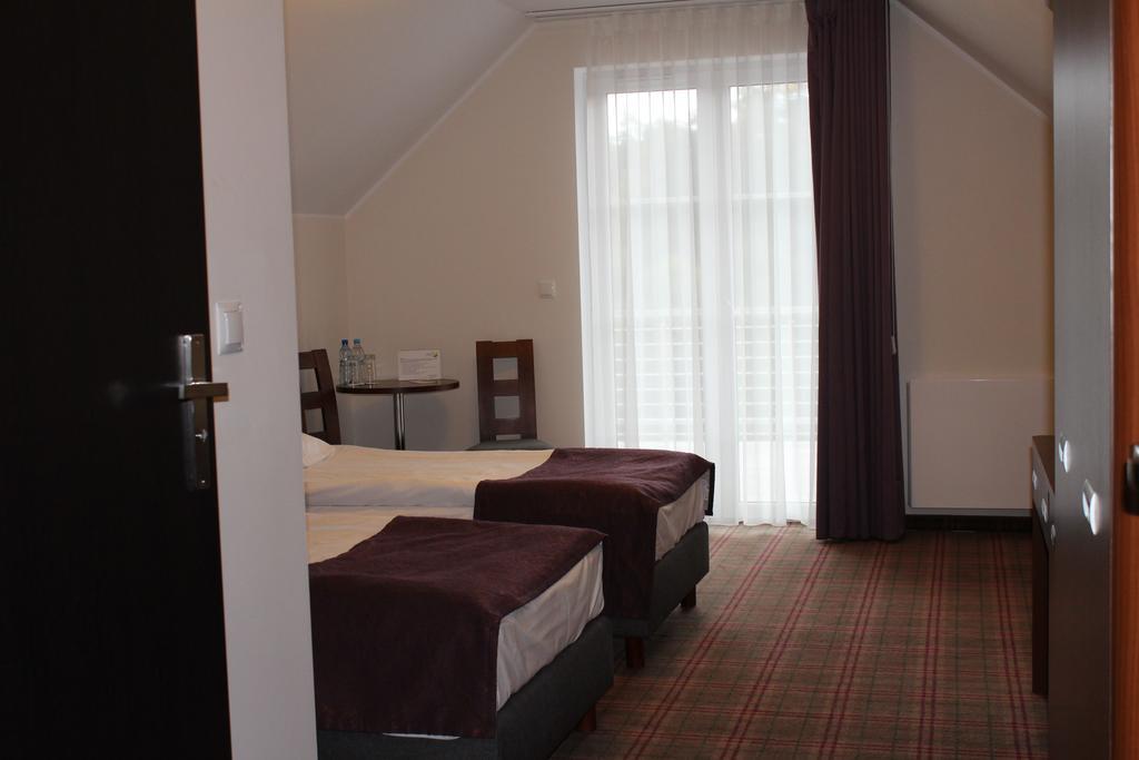 Hotel Marusza กรูจอนตส์ ภายนอก รูปภาพ