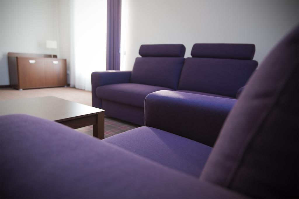 Hotel Marusza กรูจอนตส์ ภายนอก รูปภาพ